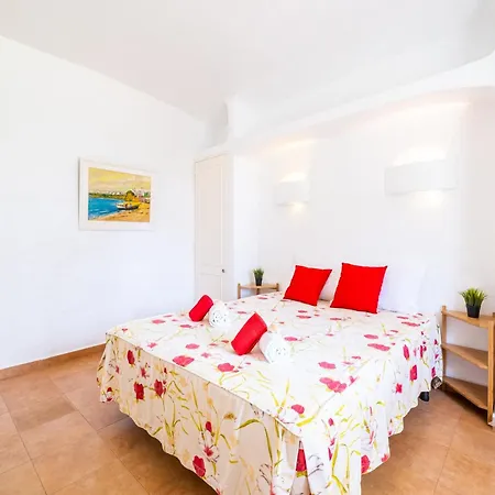 Villa Villa In Albufeira Near Sandy Beaches *