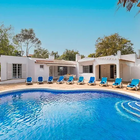Vila Villa In Albufeira Near Sandy Beaches *